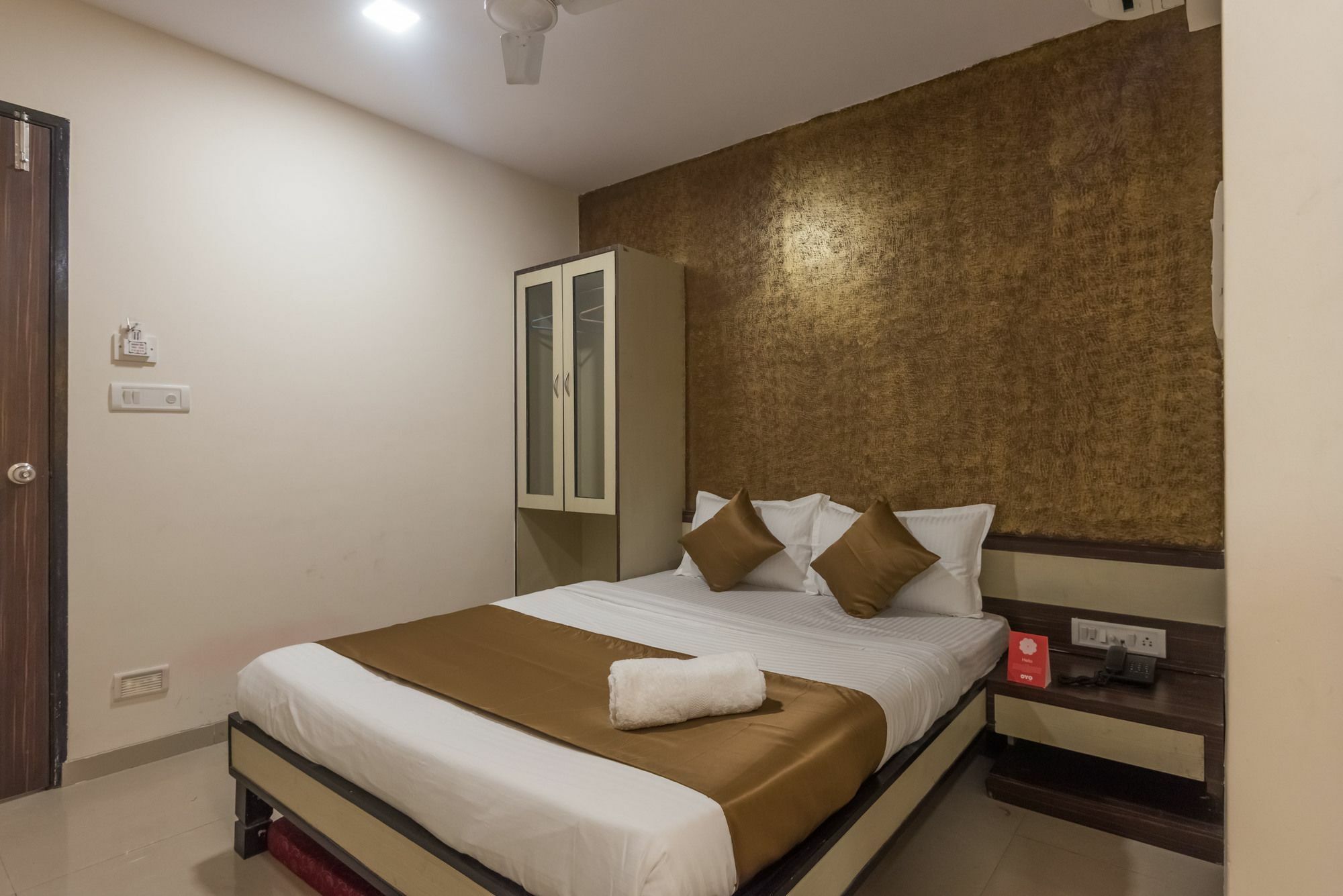โอโย 7892 โฮเต็ล มิเนอร์วา เรซิเดนซี Hotel มุมไบ ภายนอก รูปภาพ