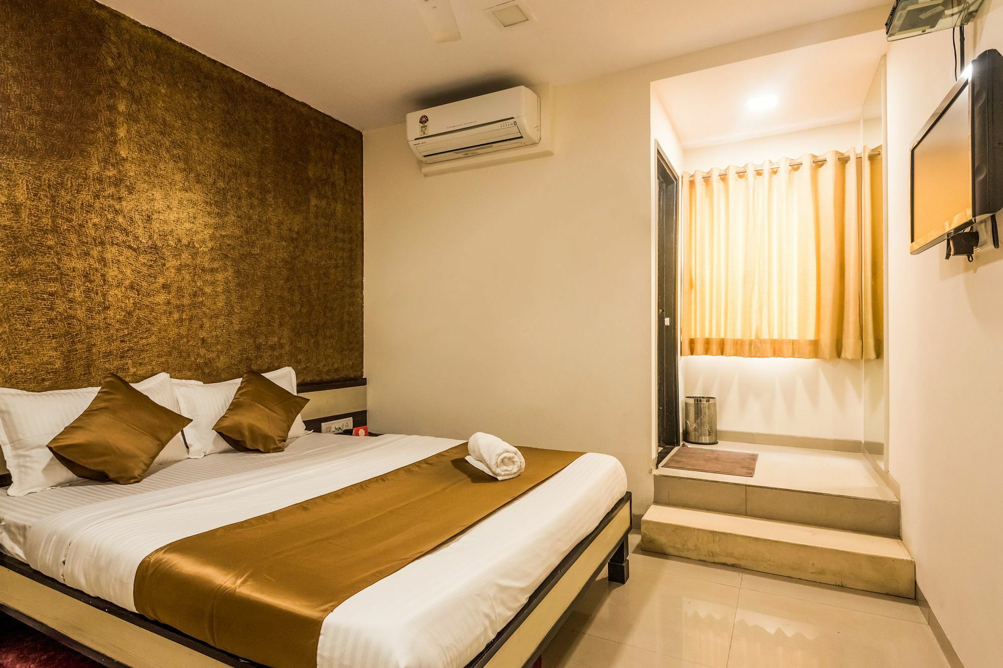 โอโย 7892 โฮเต็ล มิเนอร์วา เรซิเดนซี Hotel มุมไบ ภายนอก รูปภาพ