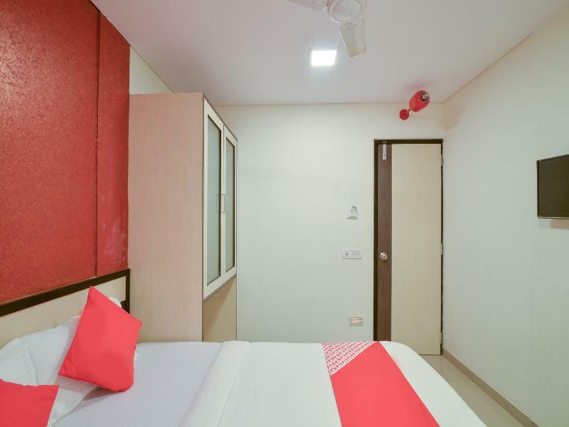 โอโย 7892 โฮเต็ล มิเนอร์วา เรซิเดนซี Hotel มุมไบ ภายนอก รูปภาพ